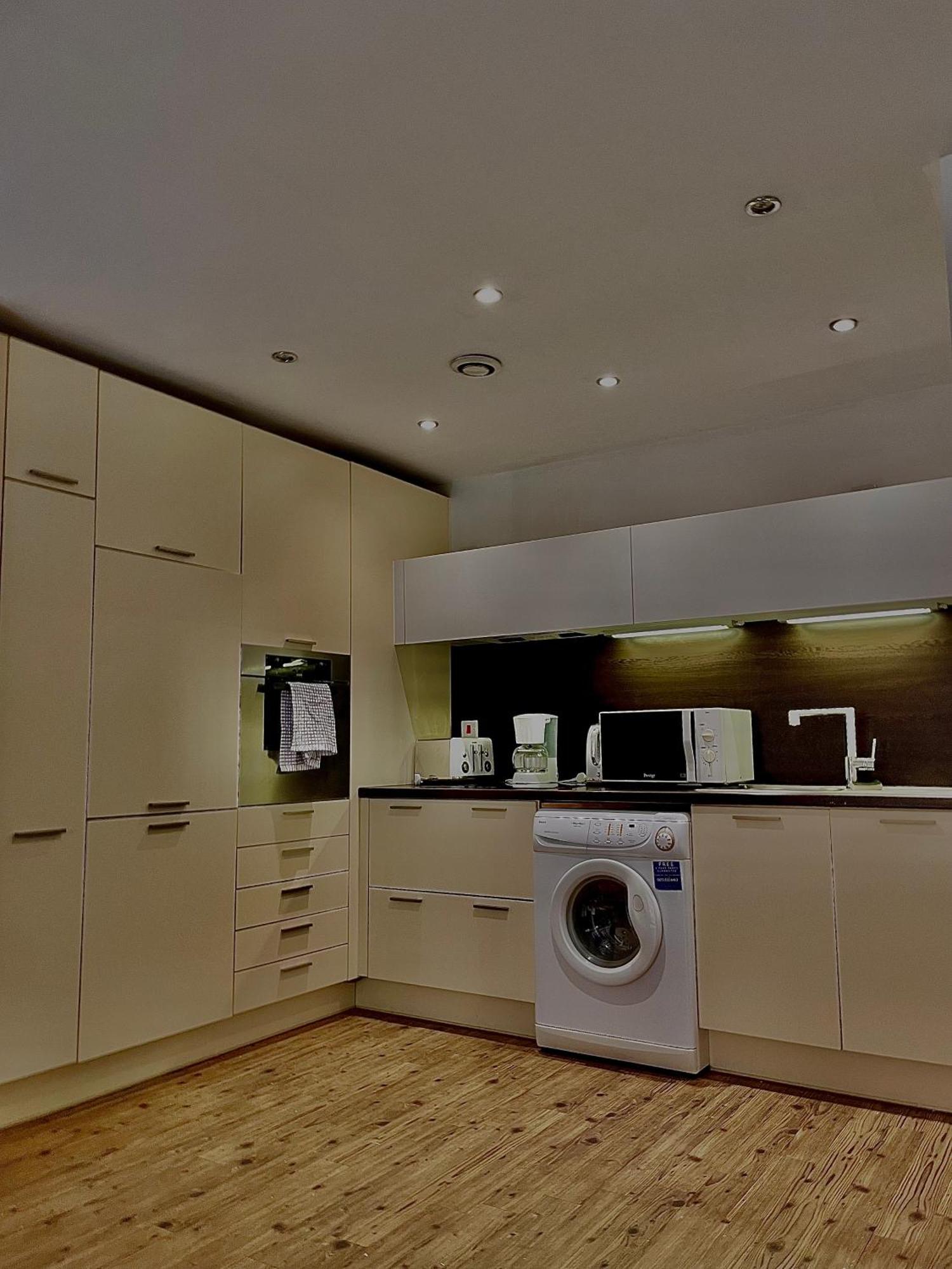 Apartment Cosy Arcadian Centre - Free Parking Birmingham