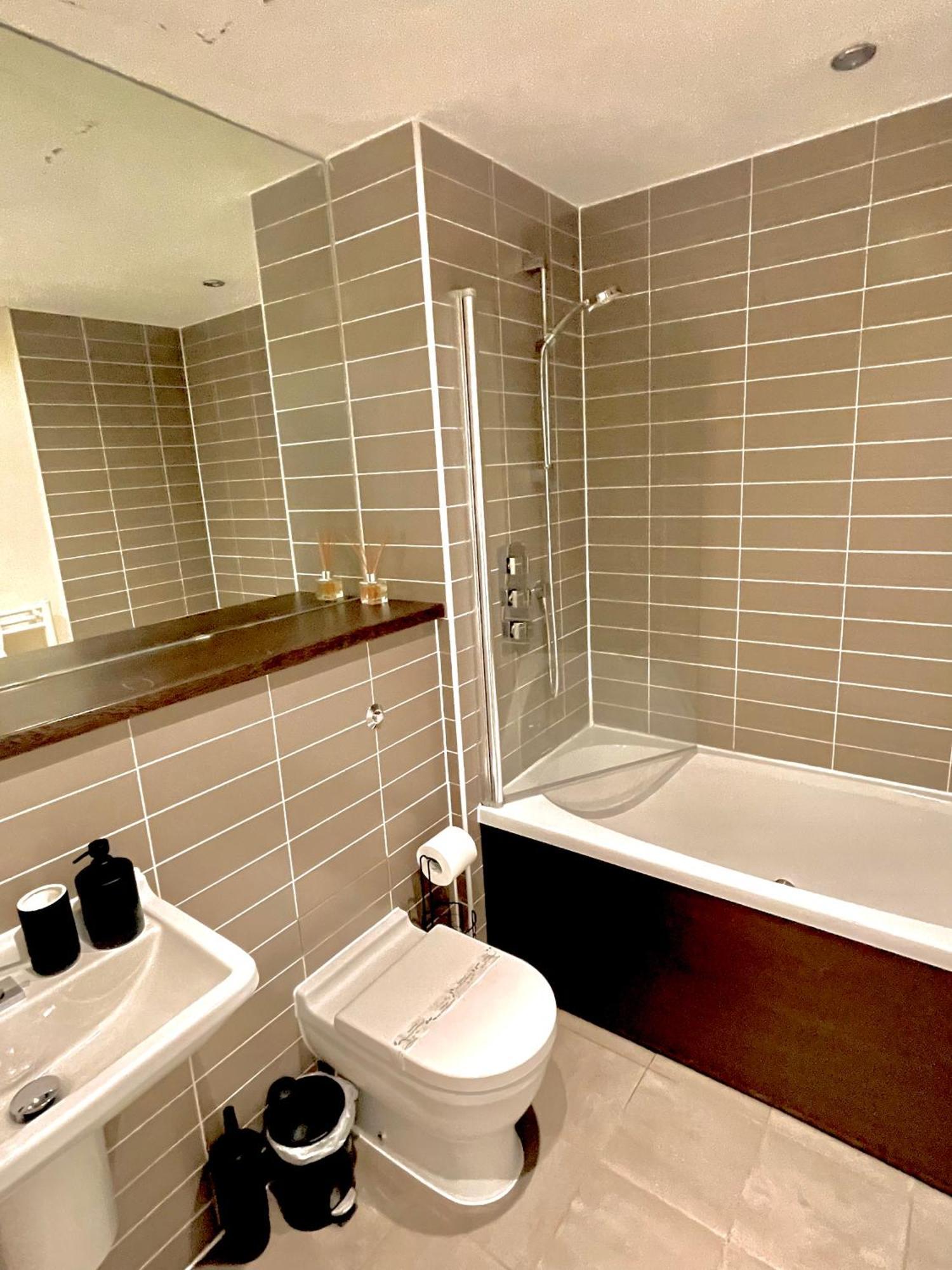 Apartment Cosy Arcadian Centre - Free Parking Birmingham